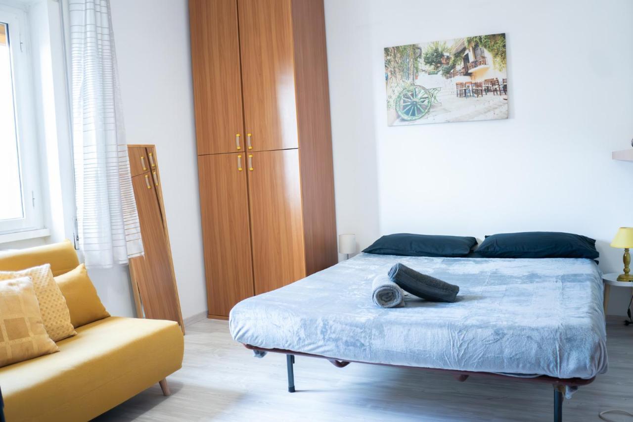 Nonna Pina Guest House Moderno Appartamento Vicino Metro AWifi,Netflix Рим Екстер'єр фото
